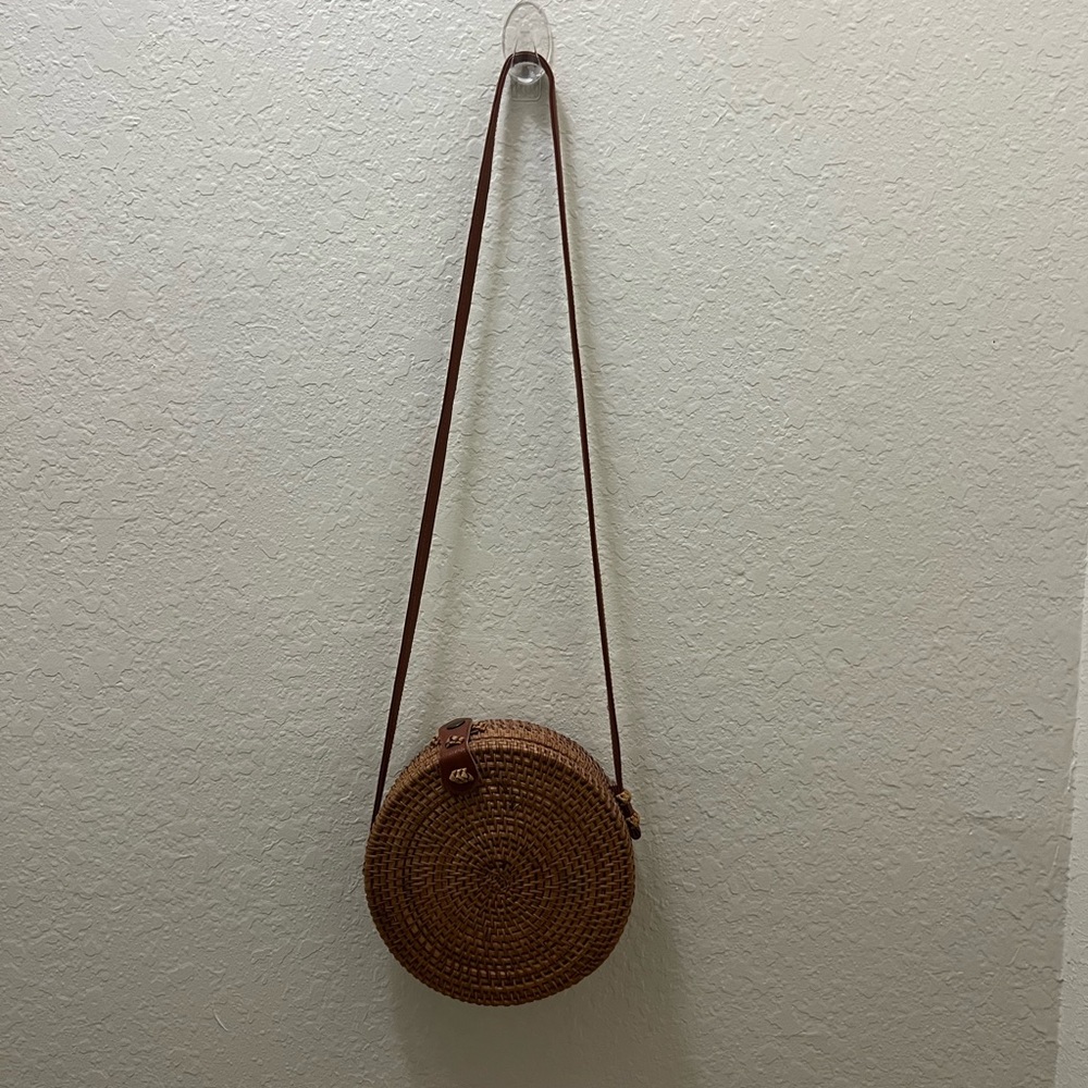 Crossbody purse